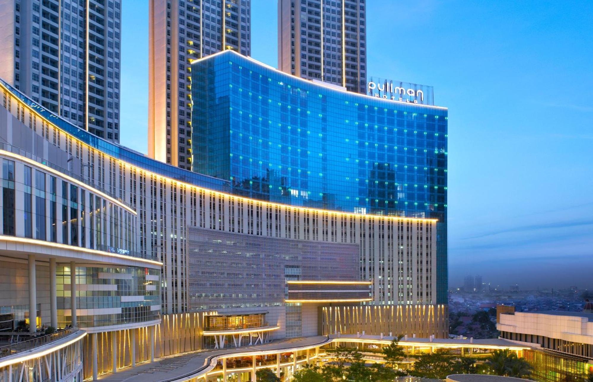 Pullman Jakarta Central Park Jacarta Exterior foto Pullman Jakarta Central Business District