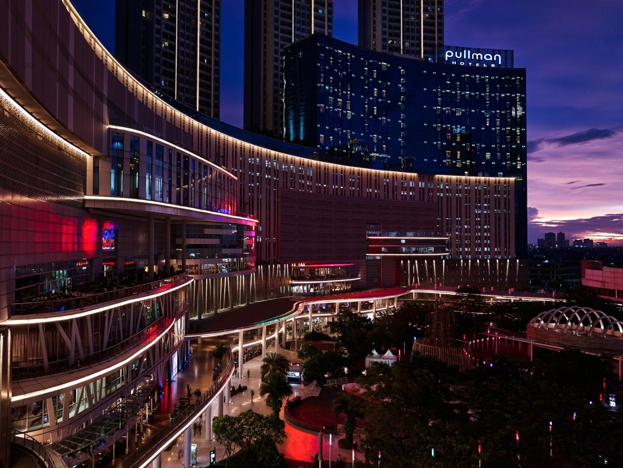 Pullman Jakarta Central Park Jacarta Exterior foto Pullman Hotel, Hanoi