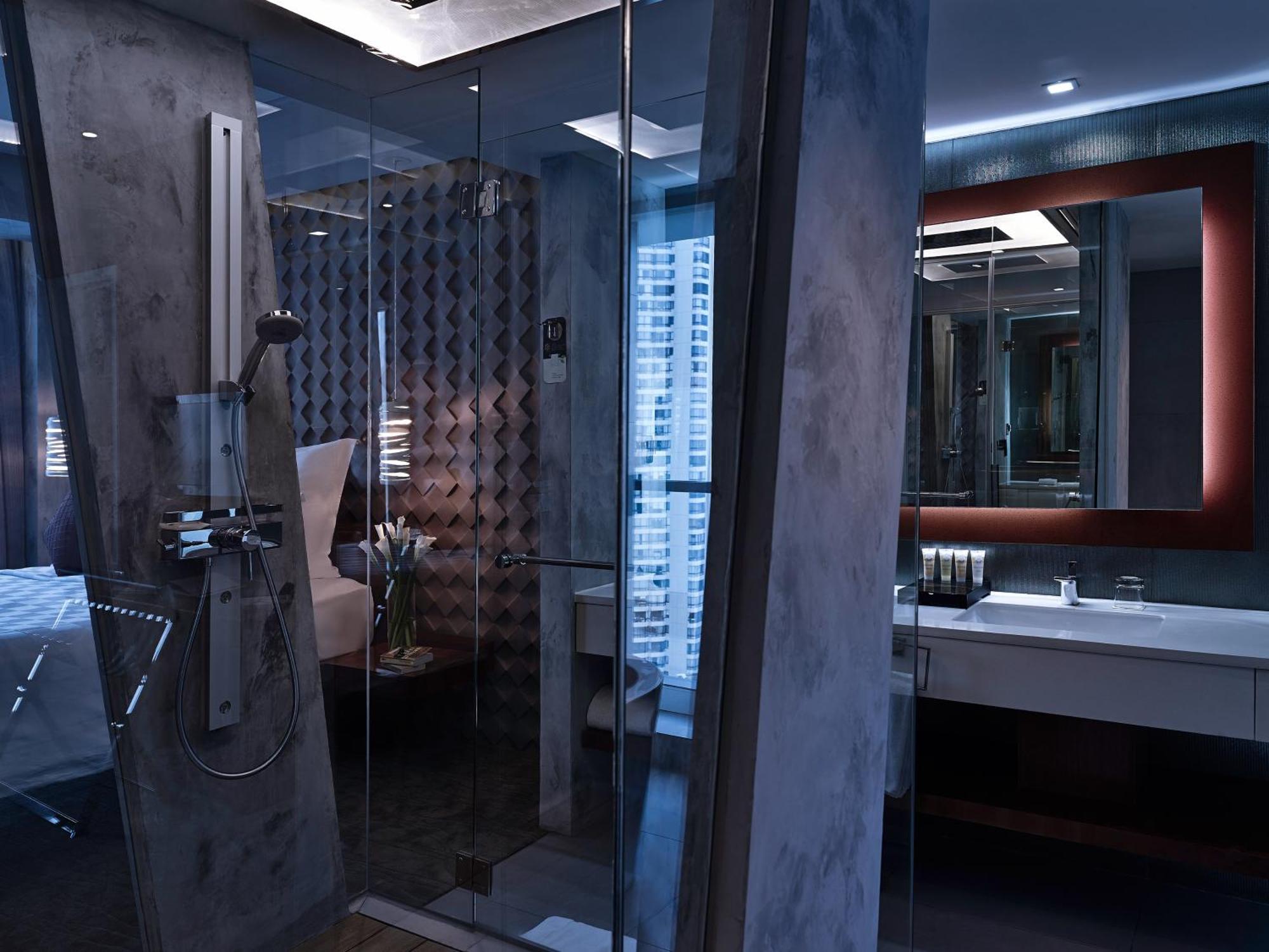 Pullman Jakarta Central Park Jacarta Exterior foto Bathroom