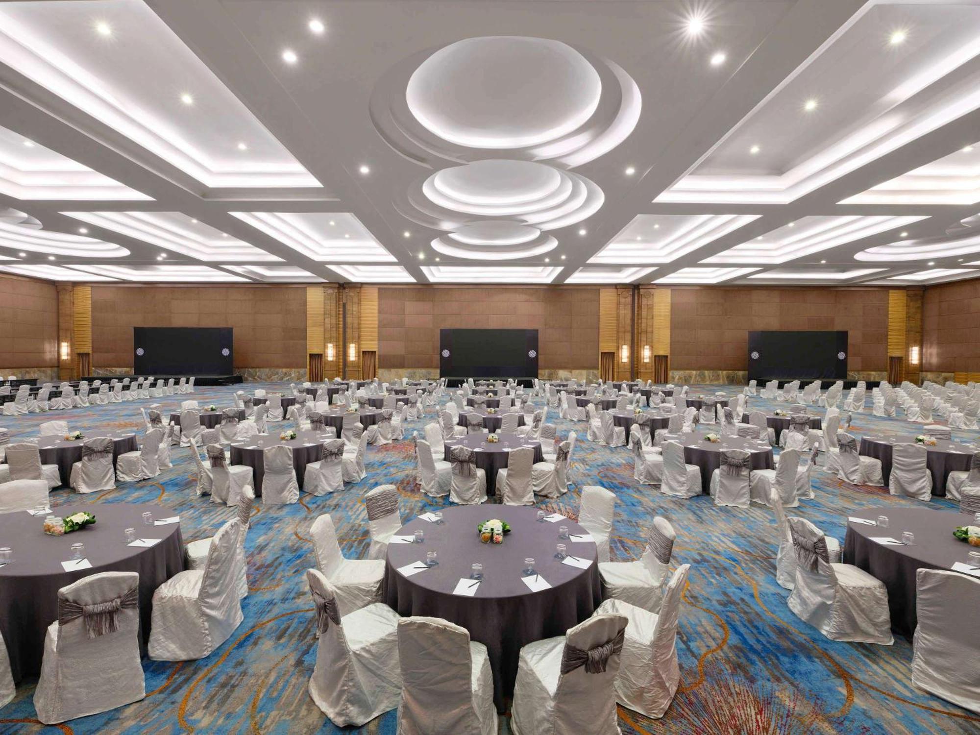 Pullman Jakarta Central Park Jacarta Exterior foto The Grand Ballroom