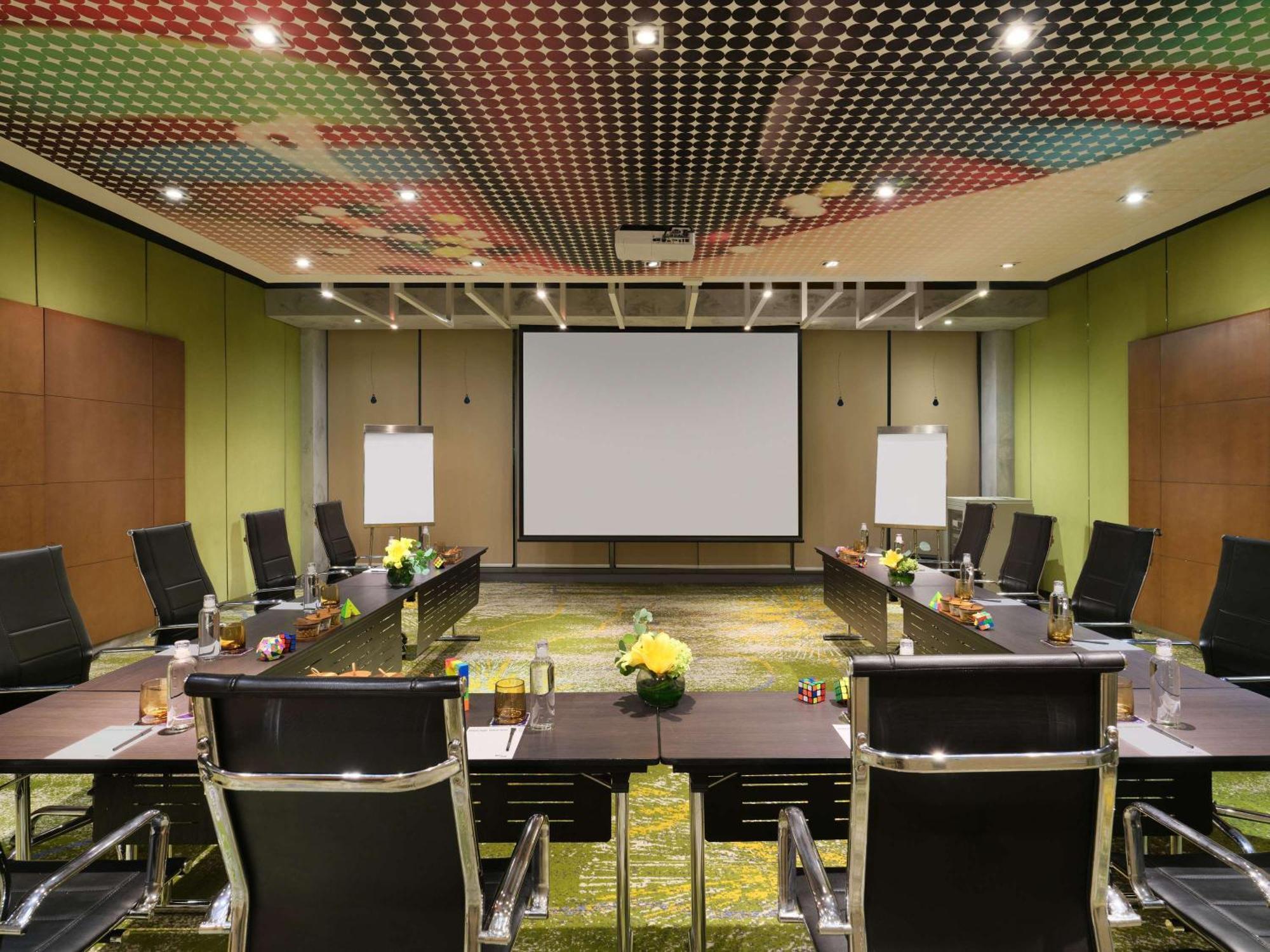 Pullman Jakarta Central Park Jacarta Exterior foto Meeting room