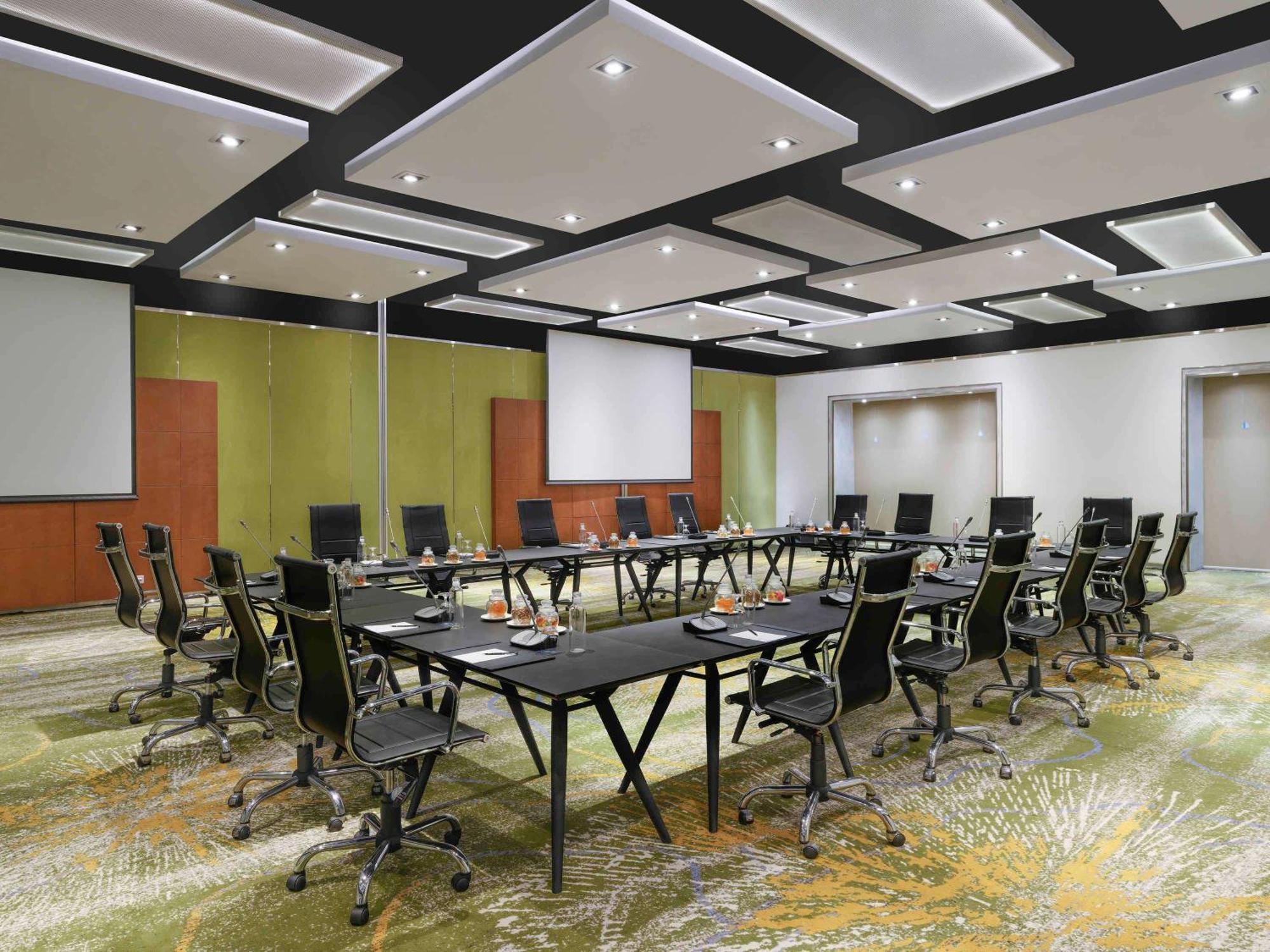 Pullman Jakarta Central Park Jacarta Exterior foto Meeting room